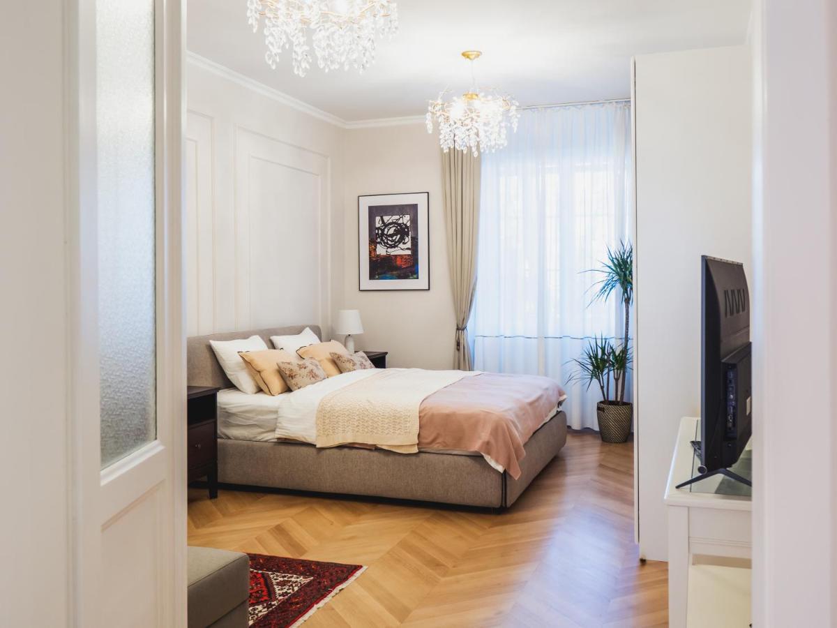Downtown Beauty Twins Apartment 자그레브 외부 사진